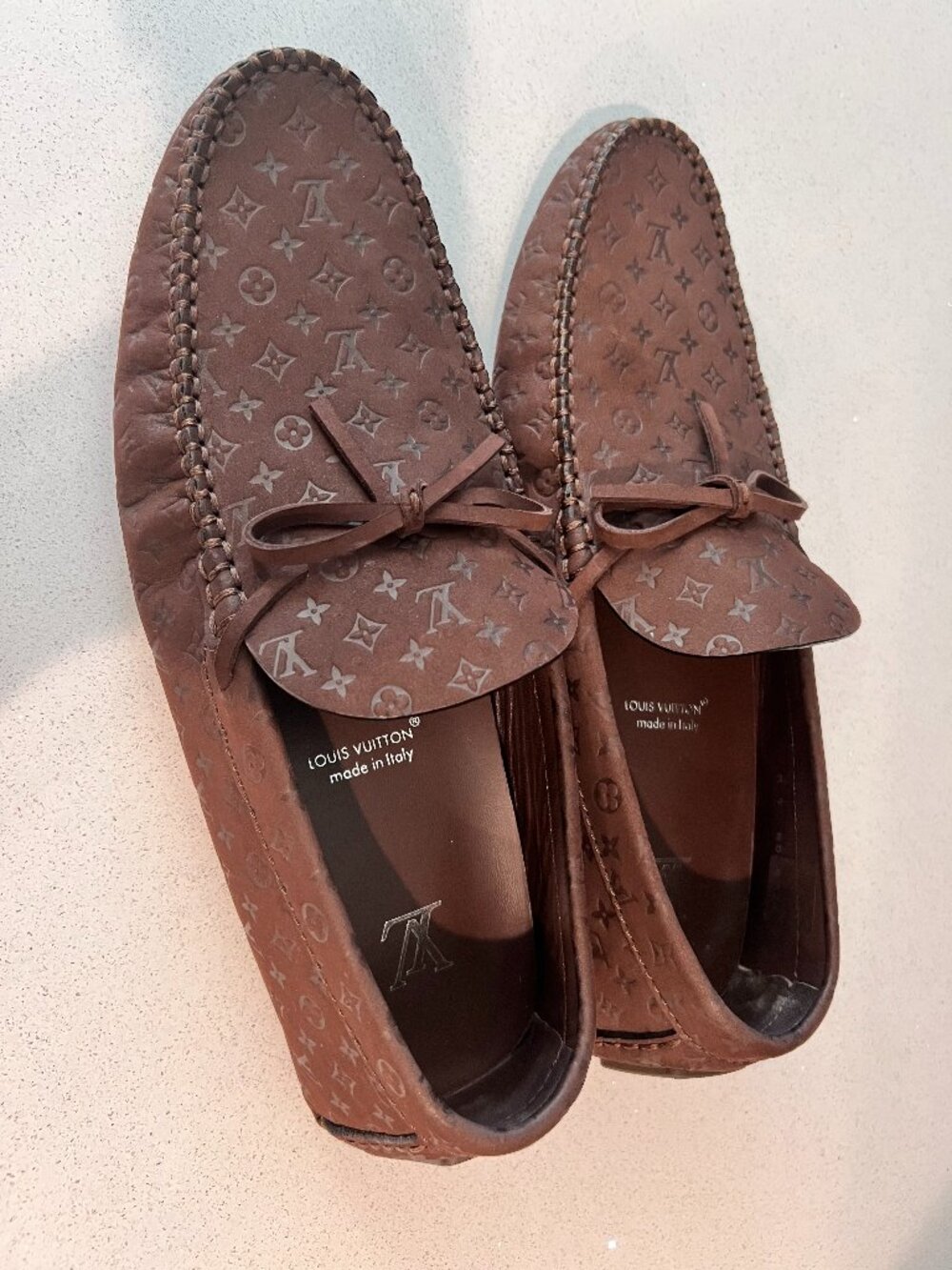 Authentic Louis Vuitton men’s brown Monogram driving loafers / shoes , size 9